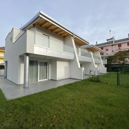 Seaside With A Charming Garden * Bibione