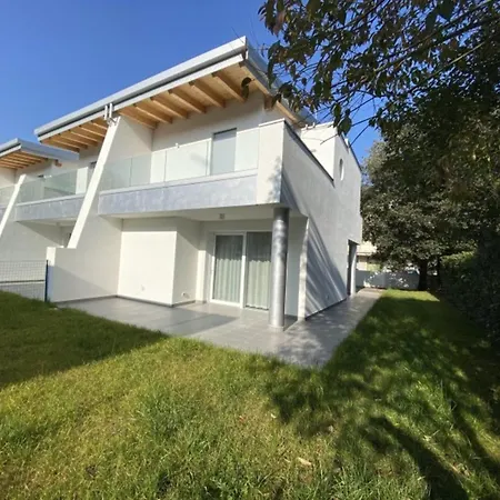 Seaside With A Charming Garden * Bibione