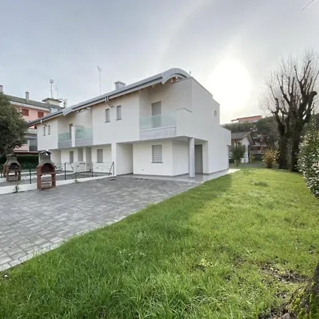 Seaside With A Charming Garden * Bibione